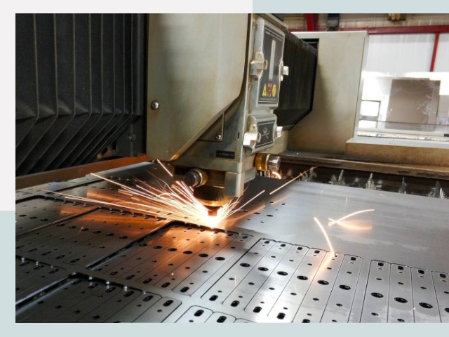 Лазерная резка металла в Черемхово от 626 руб.